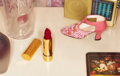 The Guccification of Beauty. Where self-expression, eclectic beauty and bold aesthetics redefine the codes of the make-up universe.